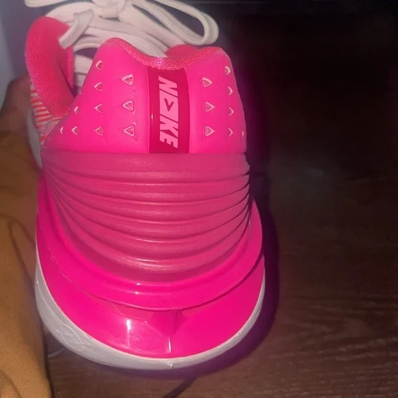 Gt cuts pink/size9